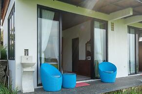 TwoSpaces Living at deRos Resort & Cafe