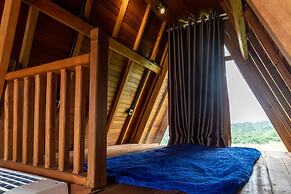 TwoSpaces Living at deRos Resort & Cafe