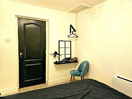 Modern & Cosy 1 Bedroom Flat
