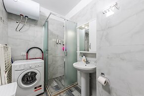 Wave Seaside Apartment