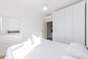 Wave Seaside Apartment