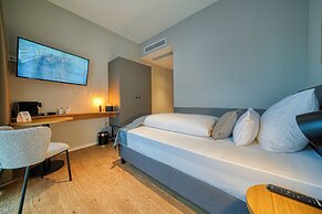 INA Boutique Hannover-Linden - Digital Access