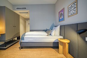 INA Boutique Hannover-Linden - Digital Access