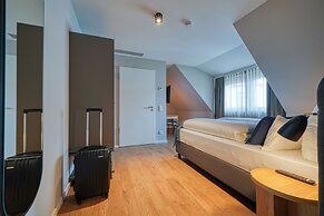 INA Boutique Hannover-Linden - Digital Access