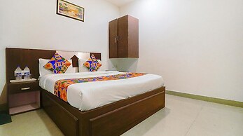 Hotel Star Metro Inn By GRB