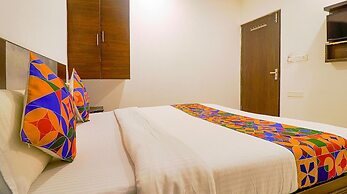 Hotel Star Metro Inn By GRB