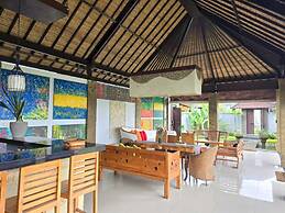 Belvilla Bunga Matahari Ceking Rice Terrace