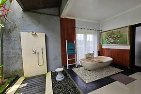 Belvilla Kasuari Tirta Empul Temple