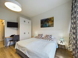 Studio Warsaw City Center by Renters