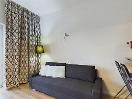 Studio Warsaw City Center by Renters