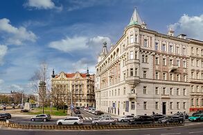 River Dance Suites by Adrez