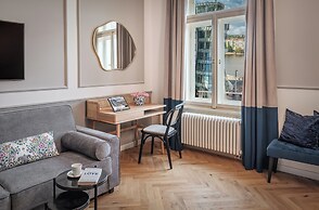 River Dance Suites by Adrez