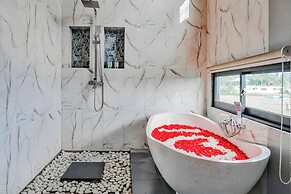 Belvilla Alana Monkey Forest