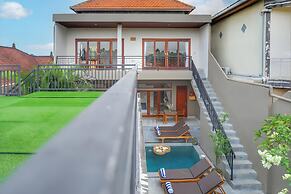 Belvilla Alana Monkey Forest