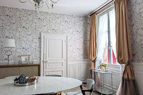 Maison A Deux Mains