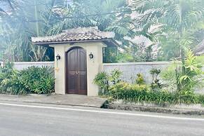 Belvilla Chaitanya Niketan