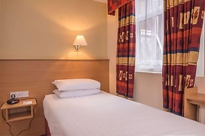 Crewe Arms Hotel
