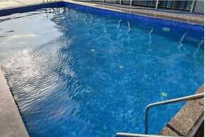 New Lotus Paradise Hotel