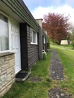 Cosy Cornish Chalet Near Coast