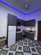 Lovely 5-bed House Getaway Duplex in Accra