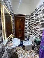 Lovely 5-bed House Getaway Duplex in Accra