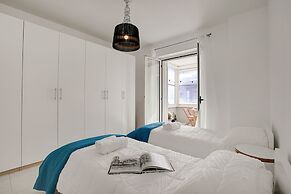 Monopoli Beach House 200 m From the sea