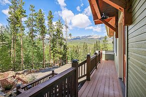 Silver Shekel Retreat 5 Bedroom Home by RedAwning