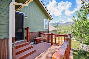 Silver Shekel Retreat 5 Bedroom Home by RedAwning