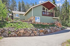 Silver Shekel Retreat 5 Bedroom Home by RedAwning