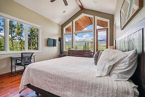 Silver Shekel Retreat 5 Bedroom Home by RedAwning