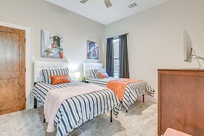 Northlake Vacation Rental w/ Pool & Hot Tub Access