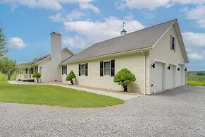 23 Acres: Farmhouse Hideaway in Coudersport