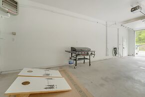 23 Acres: Farmhouse Hideaway in Coudersport