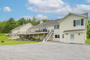 23 Acres: Farmhouse Hideaway in Coudersport