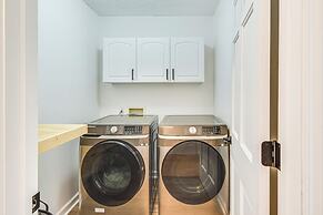 23 Acres: Farmhouse Hideaway in Coudersport