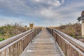 Hilton Head Condo w/ Deck - Walk to Beach & Pool!