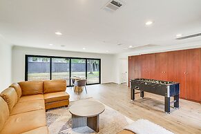 Spacious Houston Home w/ Pool - Near The Galleria!