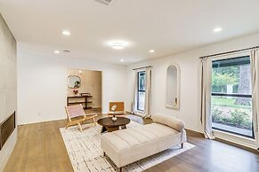 Spacious Houston Home w/ Pool - Near The Galleria!