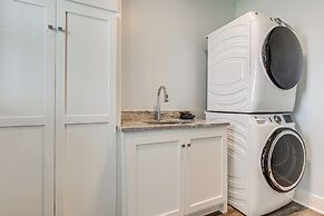 < 1/2 Mi to Beach: Waterfront Dauphin Island Home