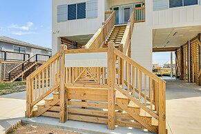 < 1/2 Mi to Beach: Waterfront Dauphin Island Home