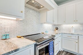 < 1/2 Mi to Beach: Waterfront Dauphin Island Home