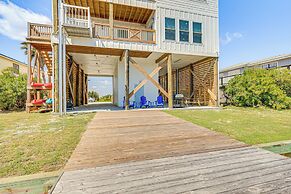 < 1/2 Mi to Beach: Waterfront Dauphin Island Home