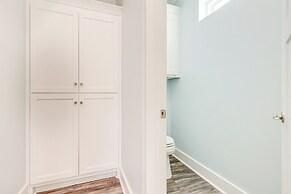 < 1/2 Mi to Beach: Waterfront Dauphin Island Home