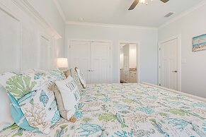 < 1/2 Mi to Beach: Waterfront Dauphin Island Home