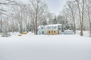 Home w/ Fireplace < 1 Mi to Peninsula State Park!