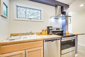 Home w/ Fireplace < 1 Mi to Peninsula State Park!