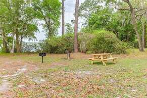 Lakefront Keystone Heights Cottage w/ Private Dock