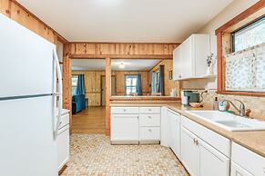 Lakefront Keystone Heights Cottage w/ Private Dock