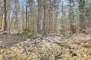 Spacious Round Pond House w/ On-site Trail Access!