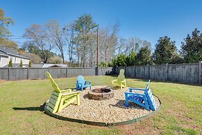 Chic Marietta Getaway w/ Fire Pit & Grill!